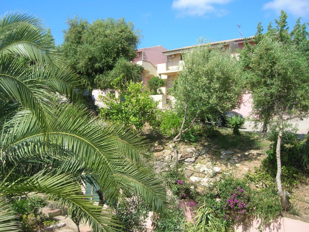 Villaggio Sa Ventana Badesi Buitenkant foto